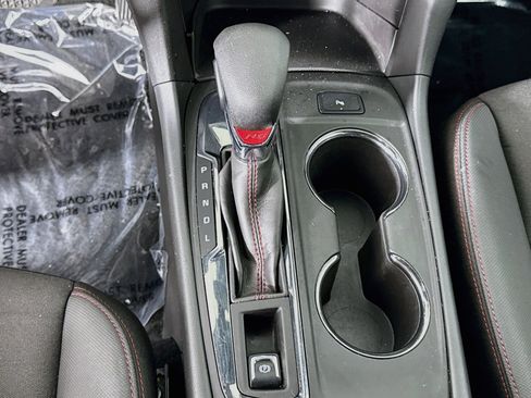 Used 2024 Chevrolet Equinox RS w/ LPO, Cargo Package FWD image 18