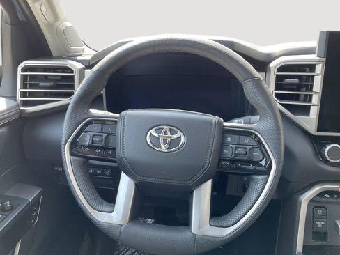 Used 2024 Toyota Tundra Limited AWD/4WD image 24