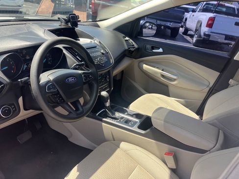 Used 2017 Ford Escape SE AWD/4WD image 21