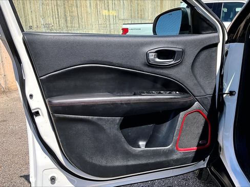 Used 2019 Jeep Compass Trailhawk w/ Leather Interior Group image 22