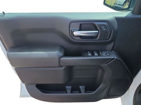 Used 2024 GMC Sierra 1500 Pro w/ Graphite Edition AWD/4WD image 9