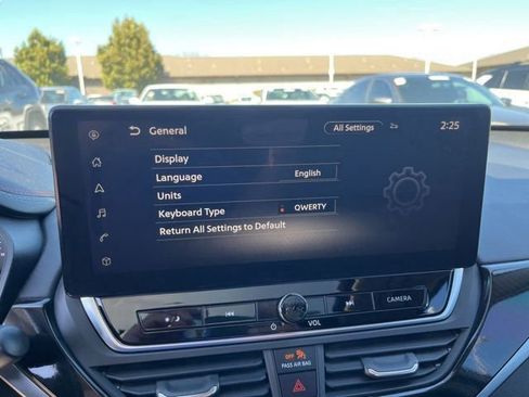 Used 2023 Nissan Altima 2.5 SR w/ SR Premium Package image 14