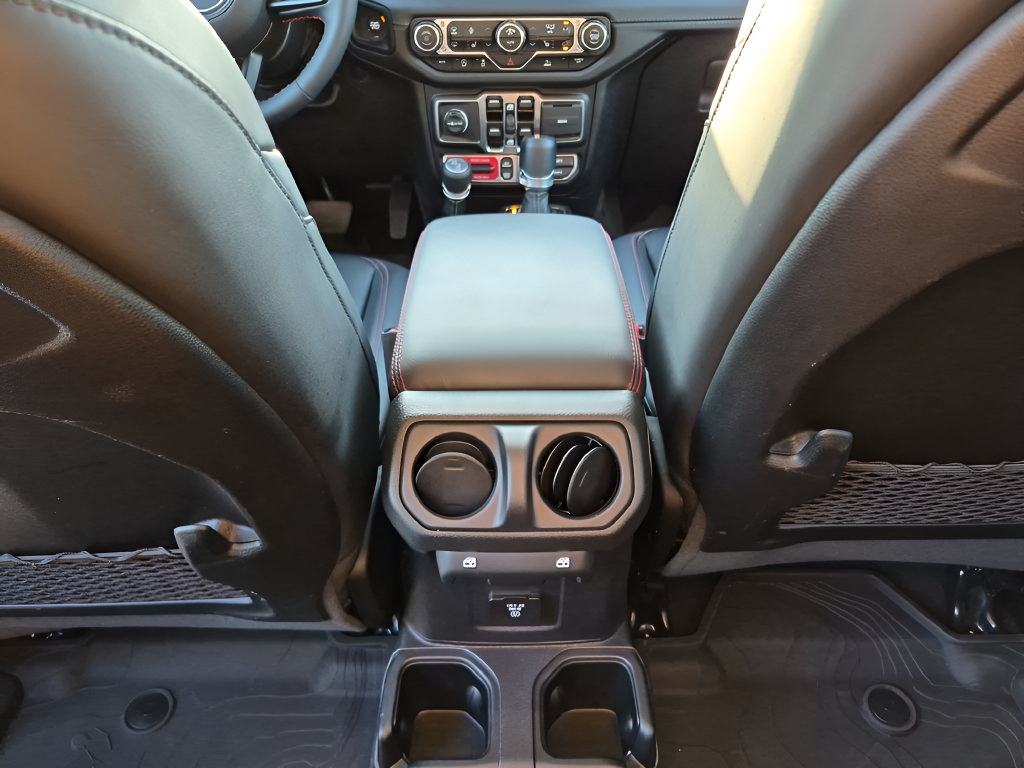 Used 2024 Jeep Gladiator Sport AWD/4WD image 38