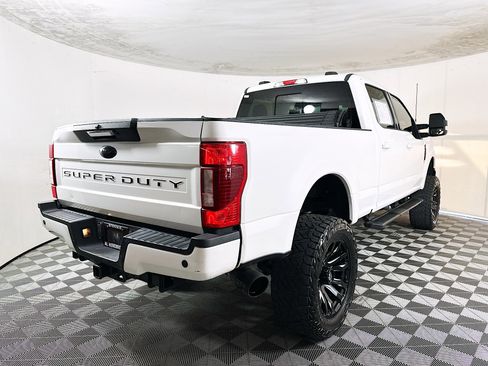 Used 2022 Ford F250 Lariat image 3