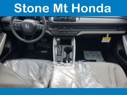 New 2025 Honda Accord SE image 13