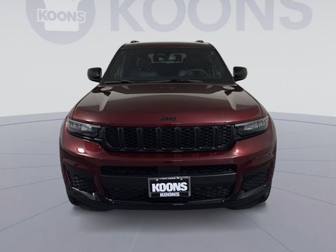 Used 2023 Jeep Grand Cherokee L Laredo image 11