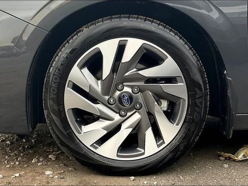 Used 2024 Subaru Legacy Limited image 9