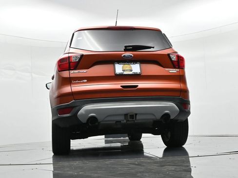Used 2019 Ford Escape Titanium FWD image 21