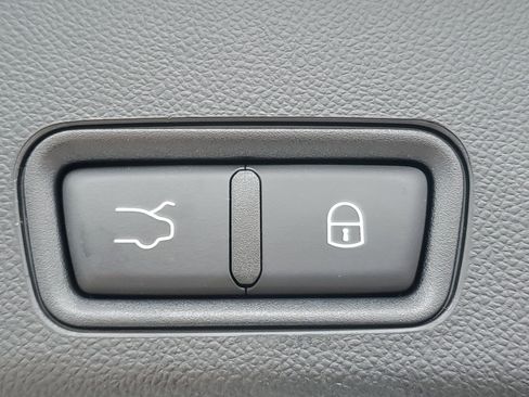 Used 2024 Maserati Grecale GT image 9