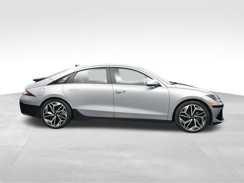 Used 2023 Hyundai Ioniq 6 SEL w/ Cargo Package AWD/4WD image 6