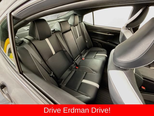 Used 2026 Toyota Camry SE FWD image 27