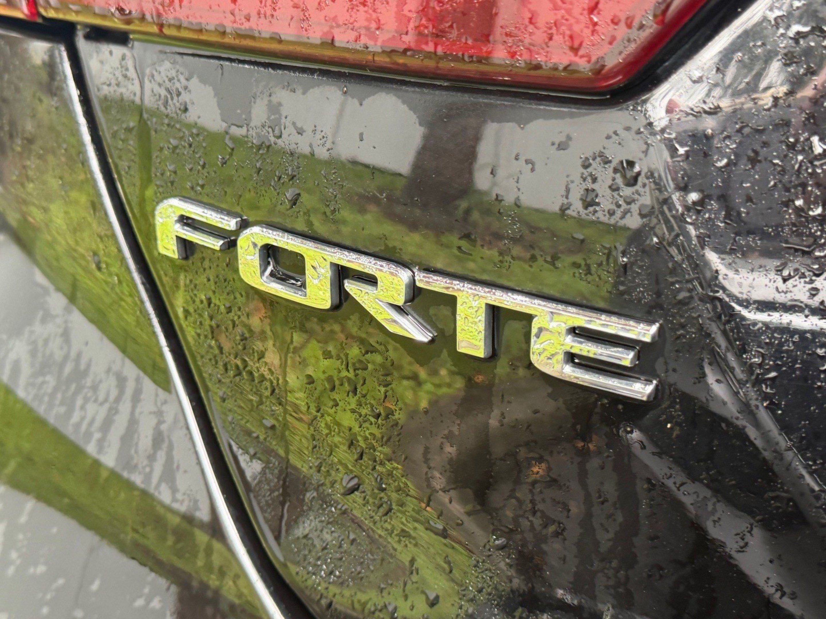 Used 2019 Kia Forte LXS FWD image 8