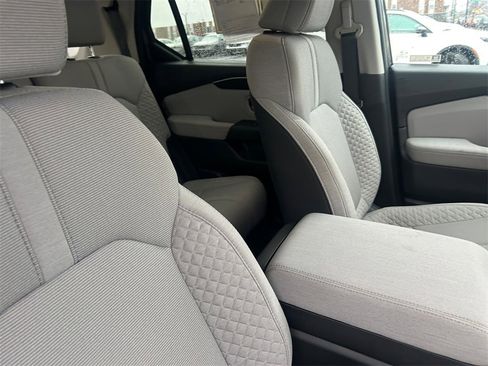 Used 2023 Honda Pilot LX image 30