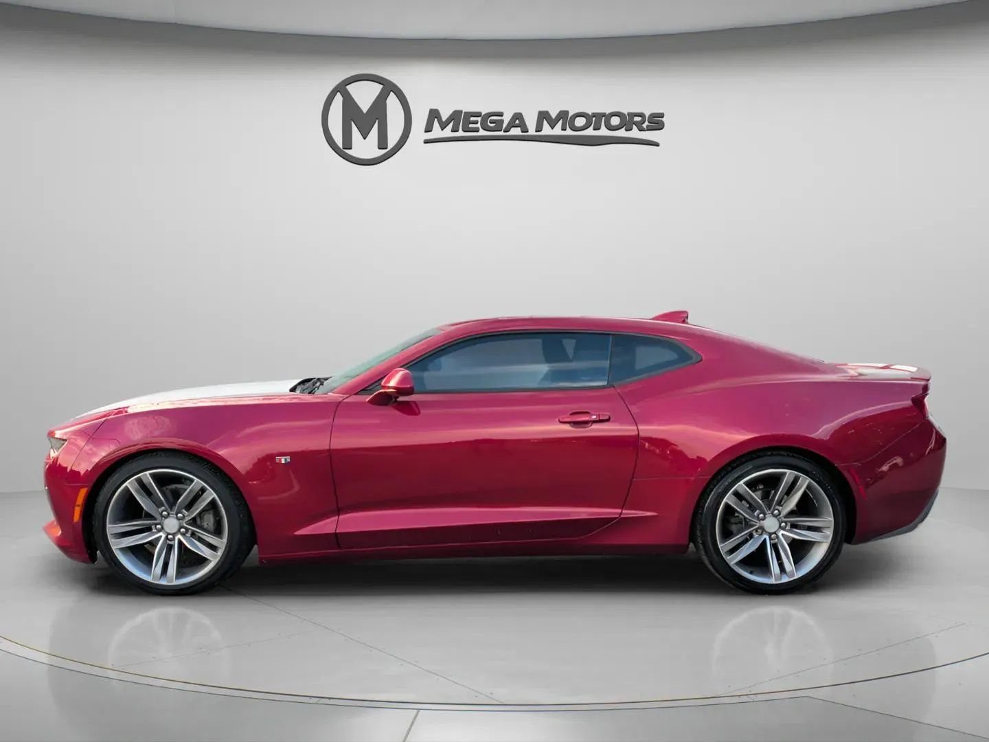 Used 2017 Chevrolet Camaro LT w/ RS Package RWD image 3