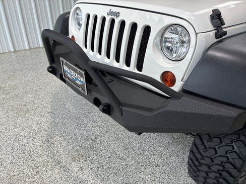 Used 2009 Jeep Wrangler Unlimited X AWD/4WD image 26