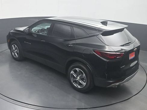 Used 2025 Chevrolet Blazer LT FWD image 22