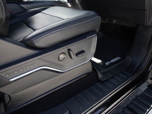 Used 2022 Ford F150 Lariat image 24