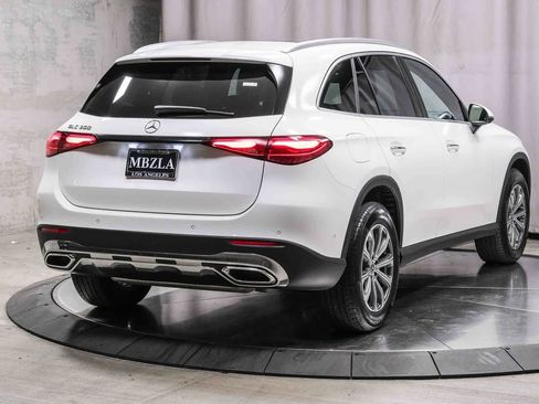 Certified 2026 Mercedes-Benz GLC 300 image 4