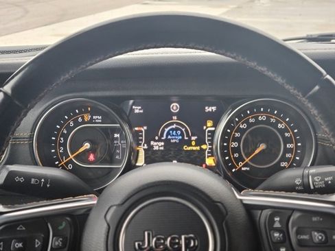 Used 2022 Jeep Gladiator Overland image 10