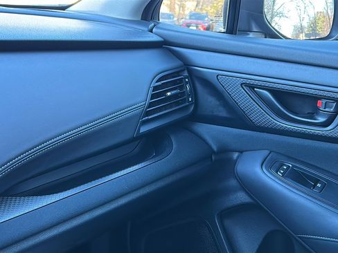 Used 2021 Subaru Outback 2.5i image 18