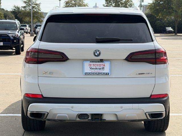 Used 2022 BMW X5 xDrive45e w/ Luxury Seating Package AWD/4WD image 5