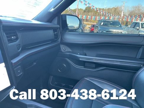 Used 2023 Ford Expedition Limited image 29
