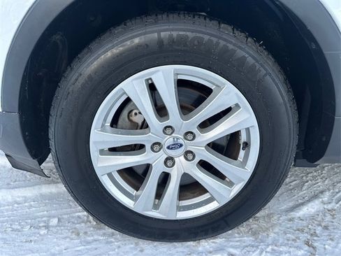 Used 2018 Ford Explorer XLT w/ Equipment Group 202A image 17