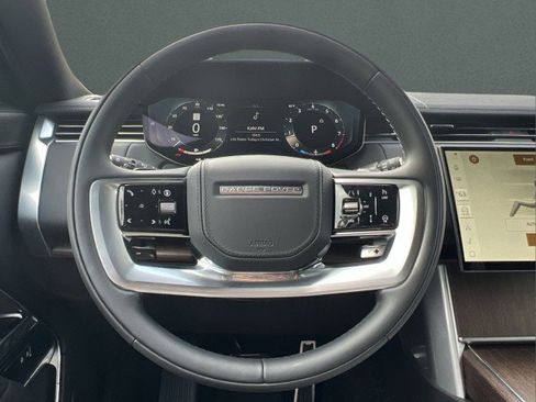 New 2025 Land Rover Range Rover SE image 35