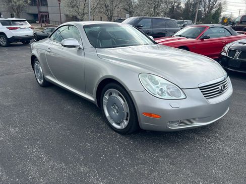 Used 2002 Lexus SC 430 Convertible image 3