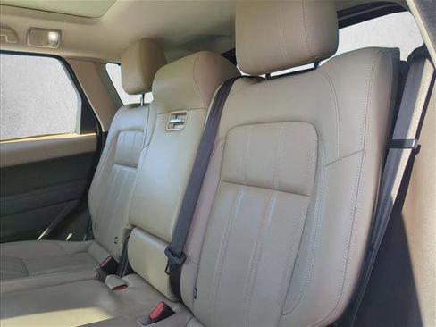 Used 2020 Land Rover Range Rover Sport HSE image 19