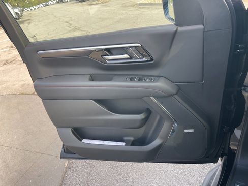 New 2026 Chevrolet Tahoe RST image 32