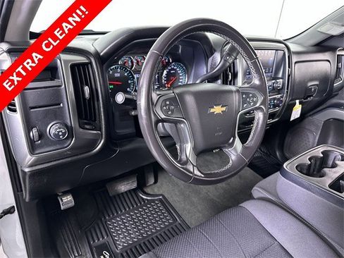 Used 2018 Chevrolet Silverado 1500 LT w/ LT Eassist Package image 10