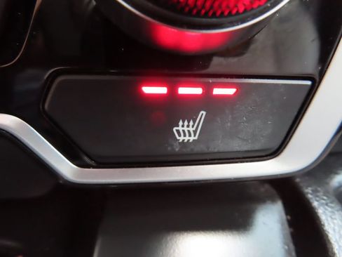 Used 2022 Honda CR-V Touring image 10