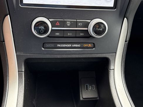 Used 2023 Ford Edge SEL image 25