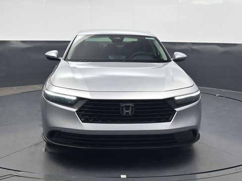 Certified 2024 Honda Accord LX image 9