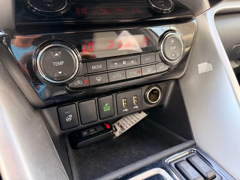 Used 2023 Mitsubishi Eclipse Cross SEL AWD/4WD image 22