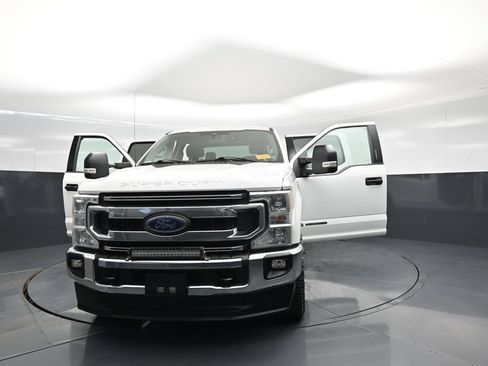 Used 2021 Ford F250 XLT w/ XLT Value Package AWD/4WD image 29