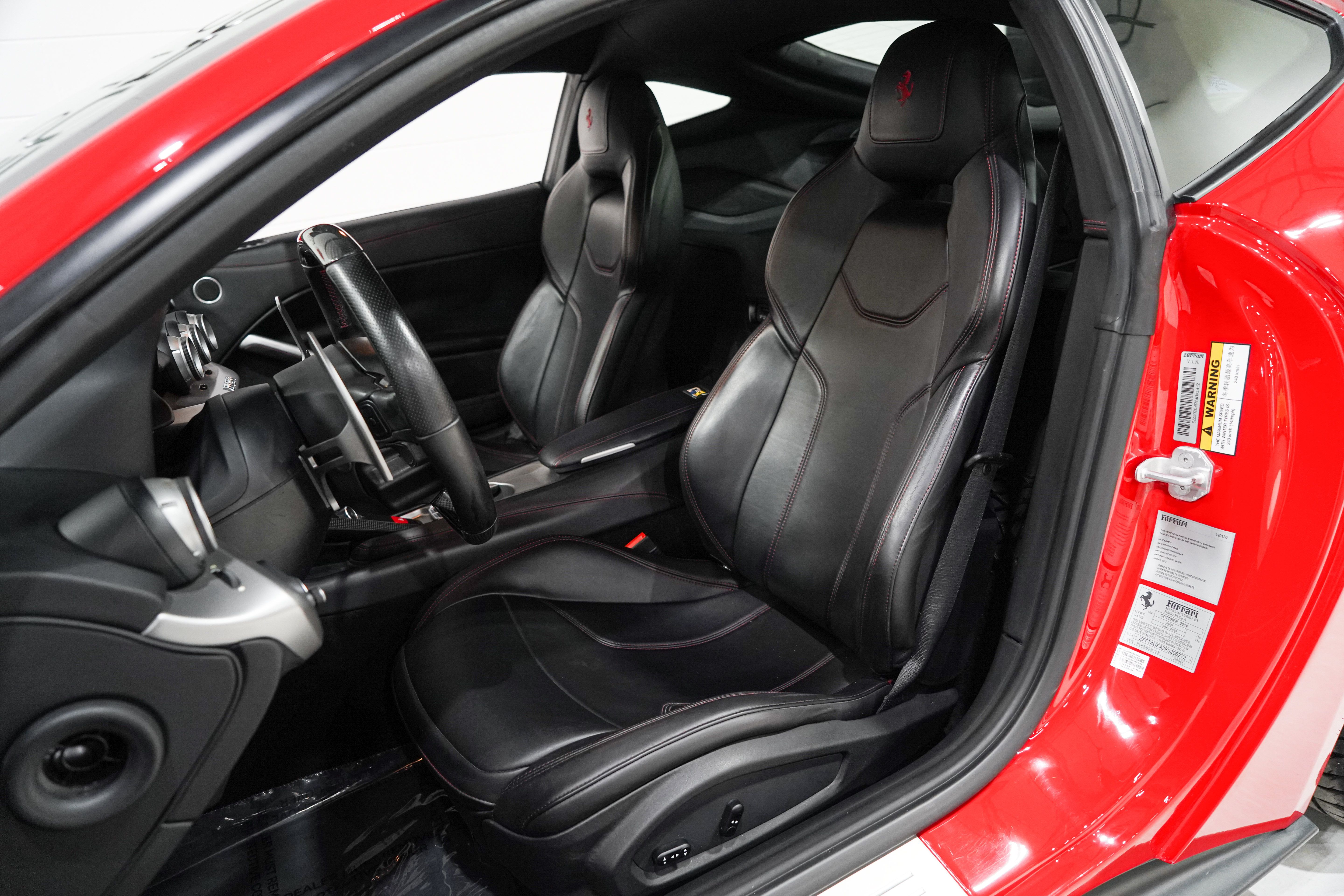 Used 2015 Ferrari F12 Berlinetta RWD image 9