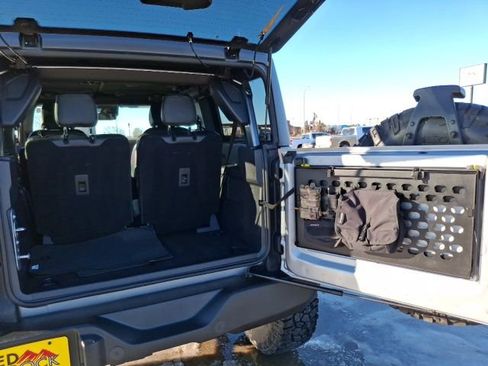 Used 2024 Ford Bronco Wildtrak image 7