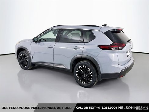 New 2026 Nissan Rogue SV image 7