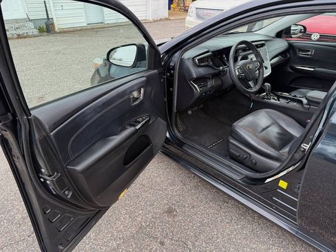 Used 2016 Toyota Avalon XLE FWD image 8