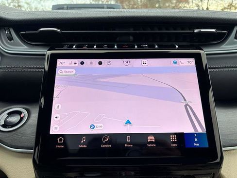 New 2025 Jeep Grand Cherokee L Limited image 13