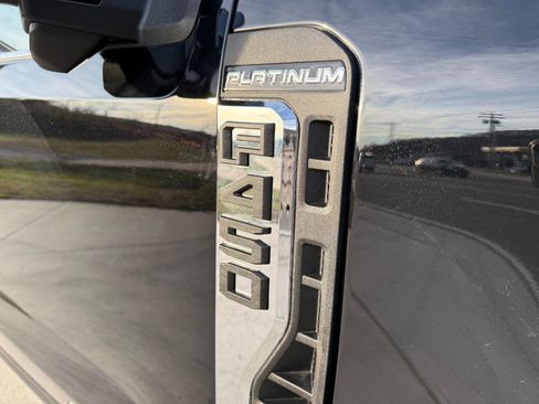 Used 2026 Ford F450 Platinum w/ Platinum Plus Package image 17