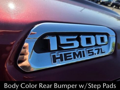 Used 2022 RAM 1500 Laramie w/ Sport Appearance Package AWD/4WD image 18