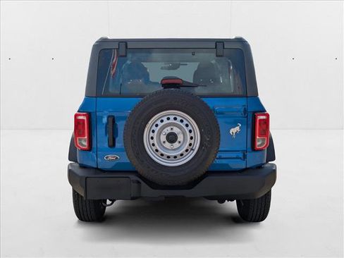 New 2025 Ford Bronco 4-Door image 8