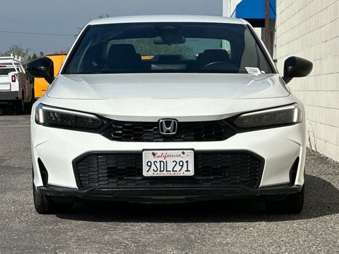 Used 2025 Honda Civic Sport image 9