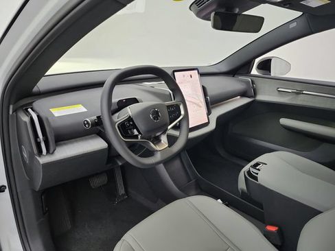 New 2026 Volvo EX30 Plus w/ Protection Package RWD image 16