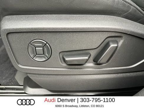 Used 2025 Audi Q5 Premium Plus w/ Premium Plus AWD/4WD image 12