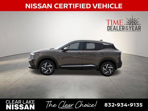 Certified 2025 Nissan Kicks SV w/ Interior Electronics Package FWD image 5