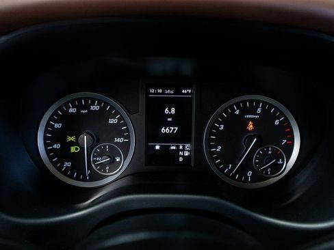 Used 2020 Mercedes-Benz Metris Passenger image 37